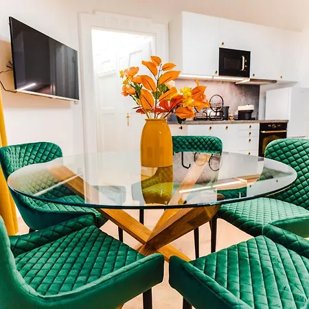 2 Bedrooms And 1 Living Your Modern In