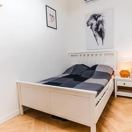 2 Bedrooms And 1 Living Your Modern In Apartment