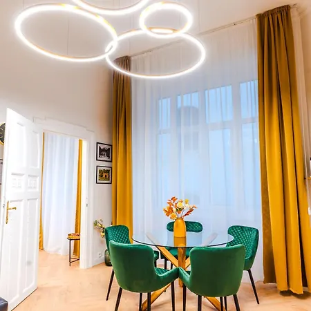 Apartment 2 Bedrooms And 1 Living Your Modern In *