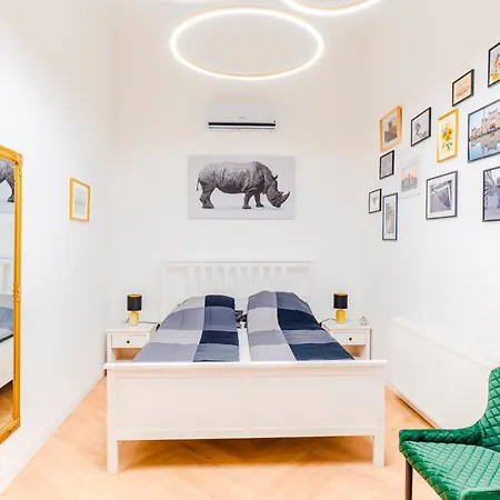 2 Bedrooms And 1 Living Your Modern In *