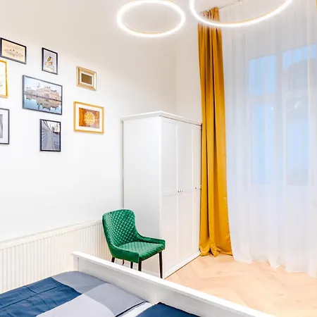 Lejlighed 2 Bedrooms And 1 Living Your Modern In Budapest